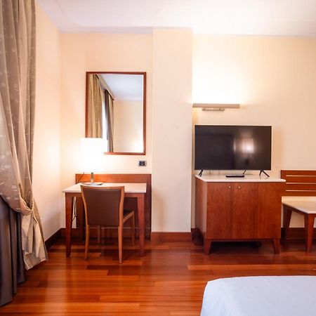 Hotel Airone - Ombrellone Incluso Al Bagno Dolce Vita A Marina Dal 1 Giugno Al 15 Settembre Grosseto Exterior photo