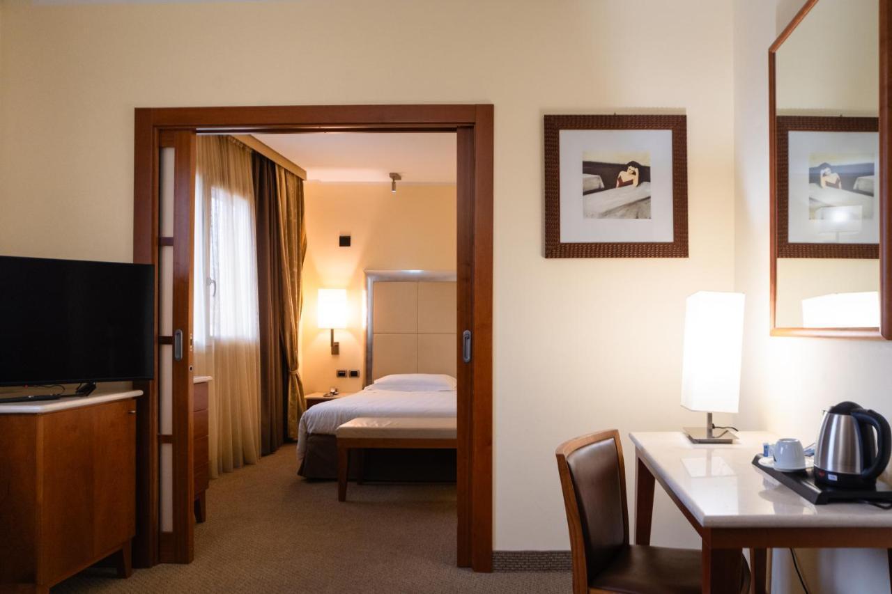 Hotel Airone - Ombrellone Incluso Al Bagno Dolce Vita A Marina Dal 1 Giugno Al 15 Settembre Grosseto Exterior photo