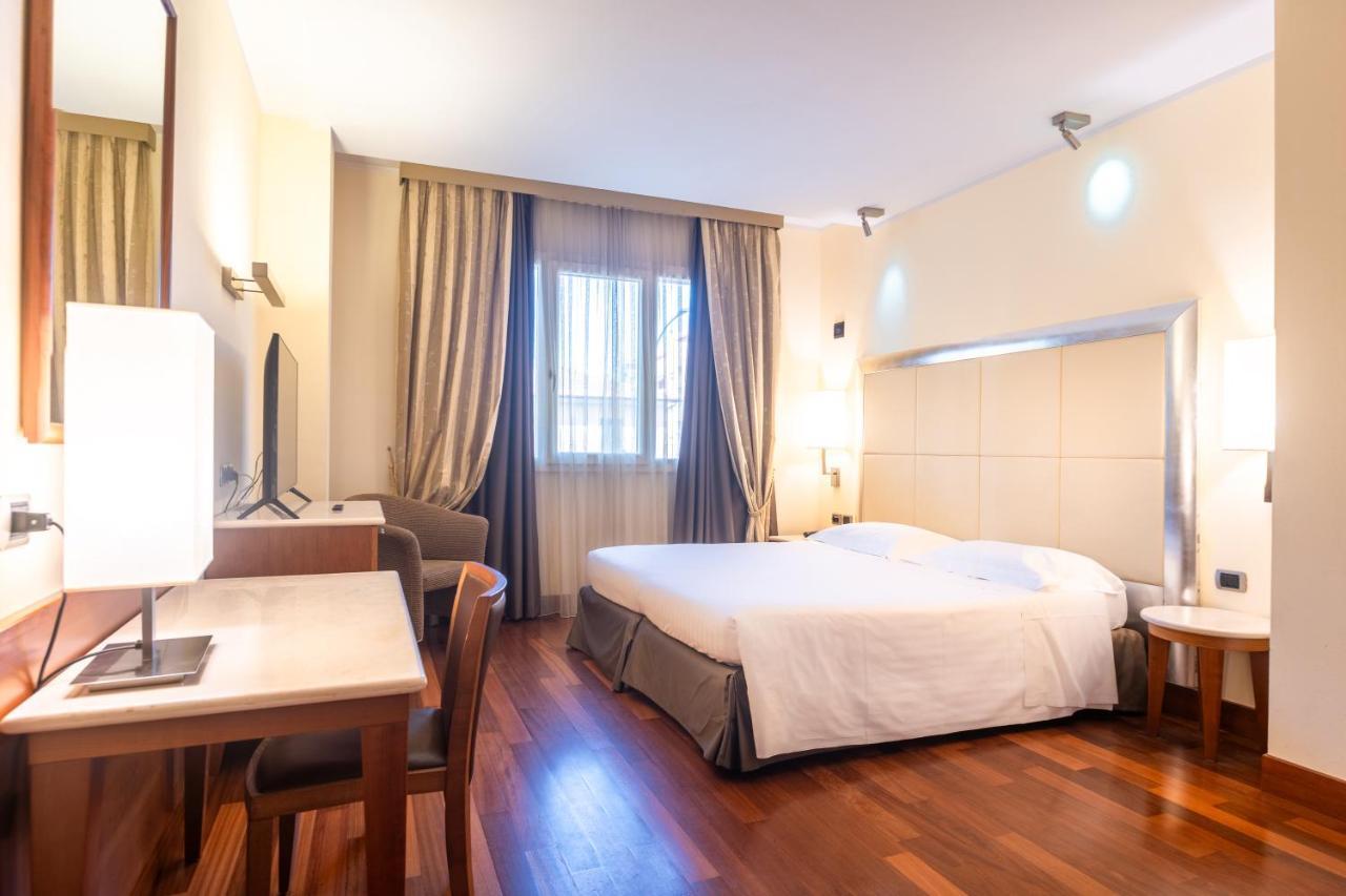 Hotel Airone - Ombrellone Incluso Al Bagno Dolce Vita A Marina Dal 1 Giugno Al 15 Settembre Grosseto Exterior photo