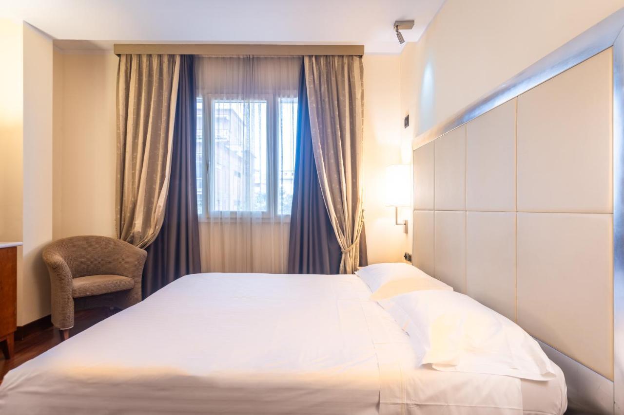 Hotel Airone - Ombrellone Incluso Al Bagno Dolce Vita A Marina Dal 1 Giugno Al 15 Settembre Grosseto Exterior photo