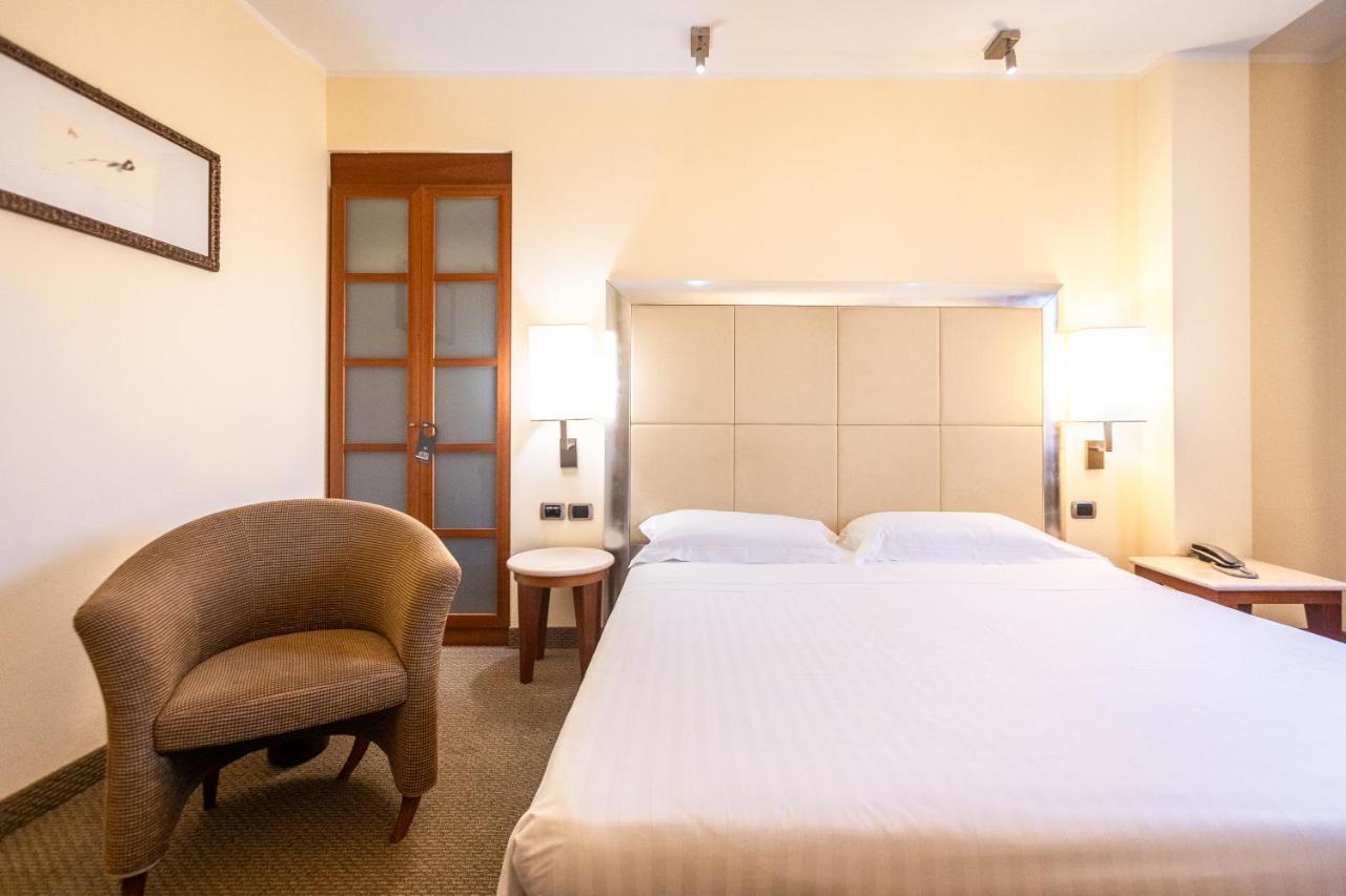 Hotel Airone - Ombrellone Incluso Al Bagno Dolce Vita A Marina Dal 1 Giugno Al 15 Settembre Grosseto Exterior photo