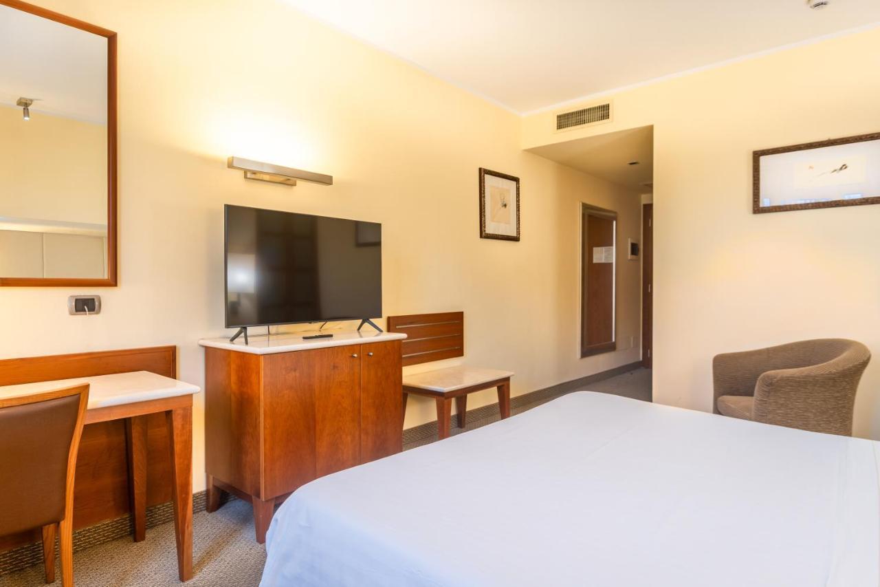 Hotel Airone - Ombrellone Incluso Al Bagno Dolce Vita A Marina Dal 1 Giugno Al 15 Settembre Grosseto Exterior photo